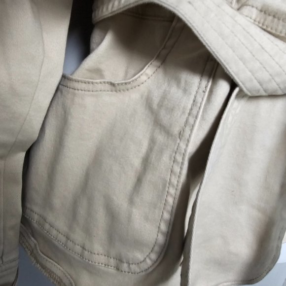 NEW WITH TAGS, Women's Lane Crawford khaki button up with a tie around belt jack - Picture 7 of 16